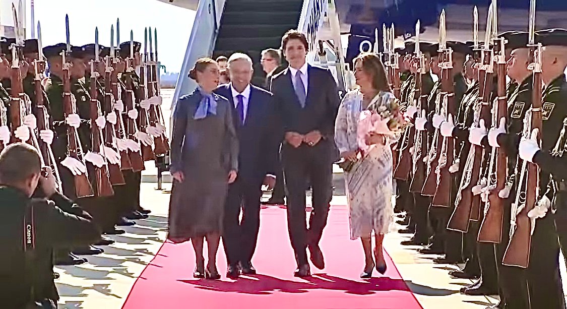 Justin Trudeau Lleg Al Aifa Lo Recibe Amlo Beatriz Guti Rrez M Ller